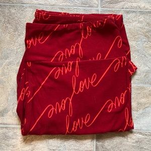 Lularoe Valentines Leggings.